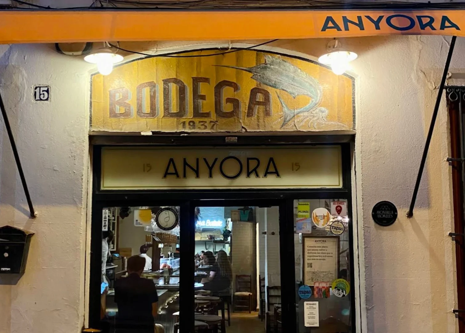 Bodega Anyora Cabanyal Valencia Tapas