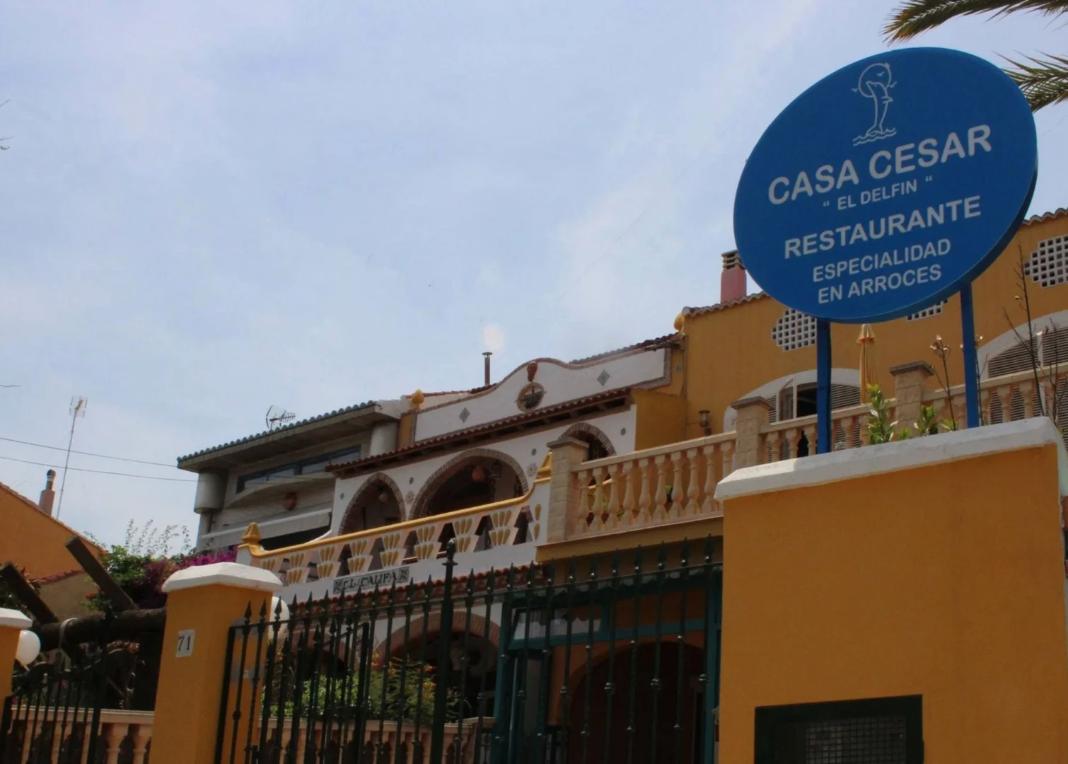 Casa Cesar El Delfín Valencia
