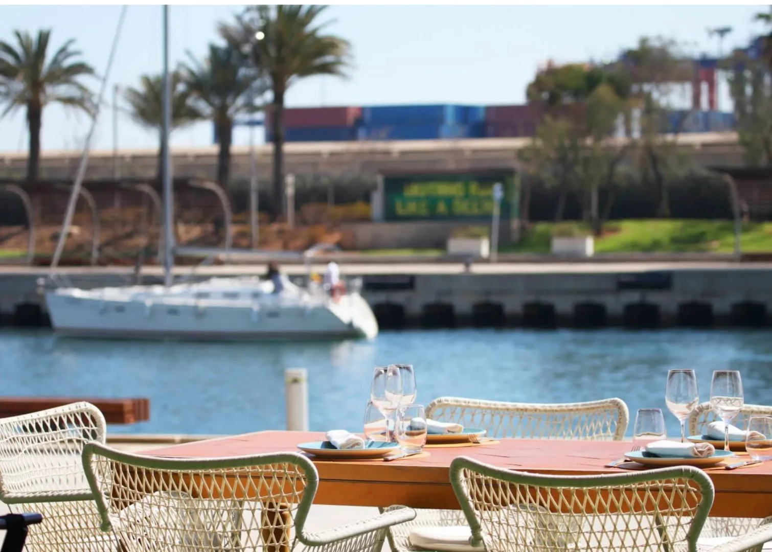 La Marítima Valencia Playa Puerto Vistas