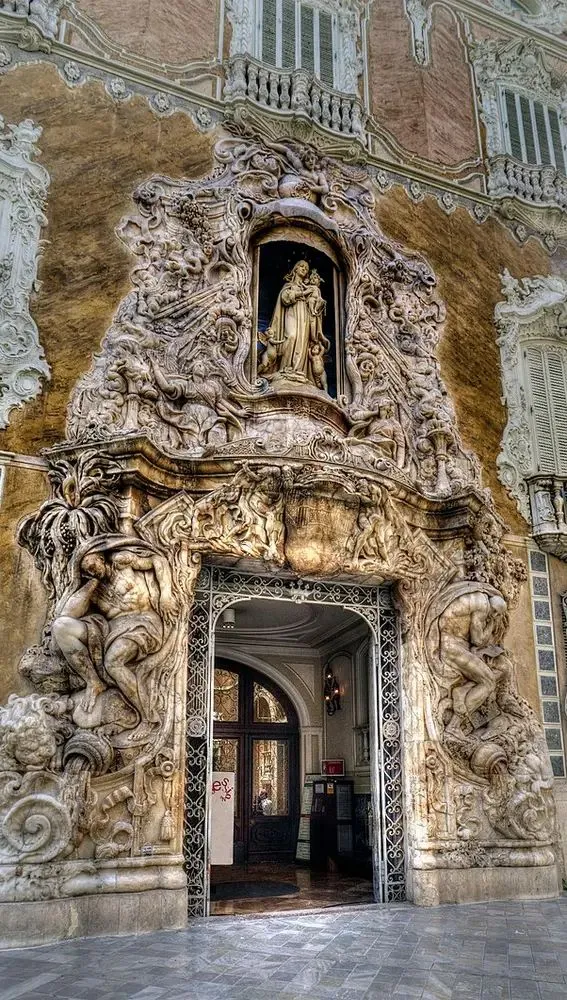 Puerta barroca Palacio Marqués de dos Aguas